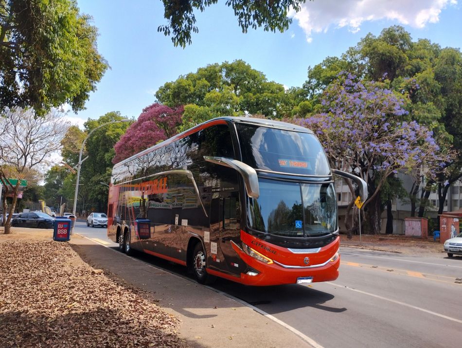 Motorcoach Software: Qué necesitan los operadores más allá del seguimiento básico de flota